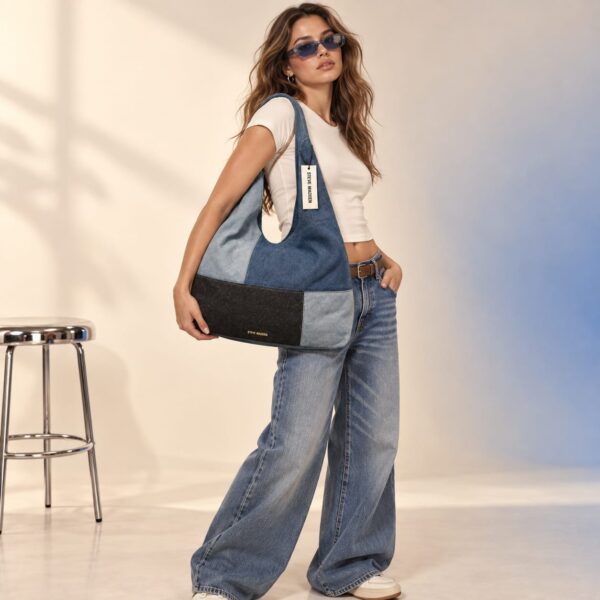 Bolsa Hobo Steve Madden Patchwork Azul con bolsa interna adicional