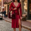 Bolsa Juicy Couture Hobo de Peluche Color Rojo/Vino