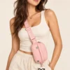 Bolsa Crossbody Steve Madden Rosa con Charm de Peluche